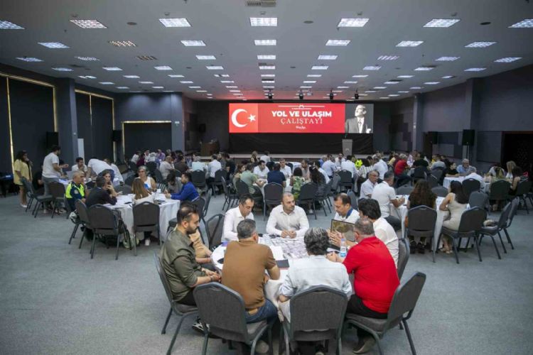 Mersin’de ‘Yol Yapım ve Ulaşım Çalıştayı’ gerçekleştirildi
