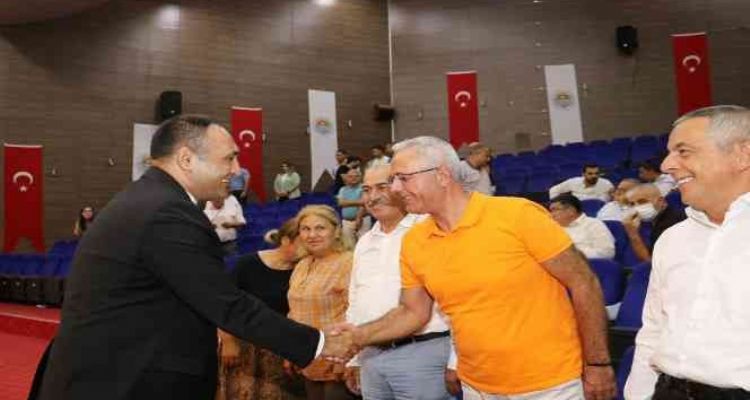 Toroslar Belediyesinden, üniversite öğrencilerine eğitim yardımı