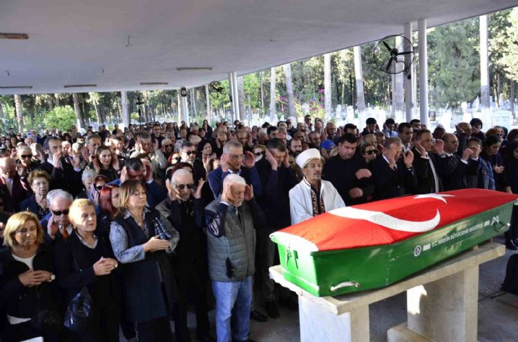 Muazzez İlmiye Çığ, Mersin’de toprağa verildi