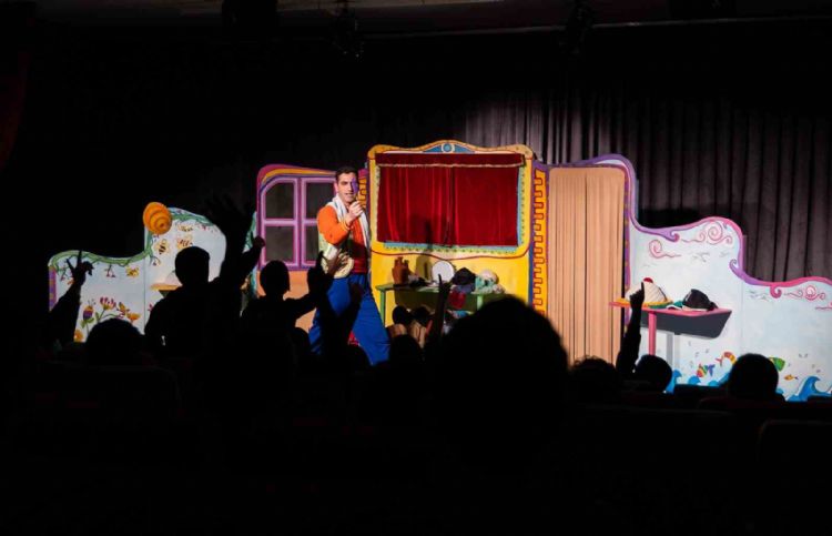 Mersin Büyükşehir Belediyesi, 25 binden fazla çocuğu tiyatro ile buluşturdu