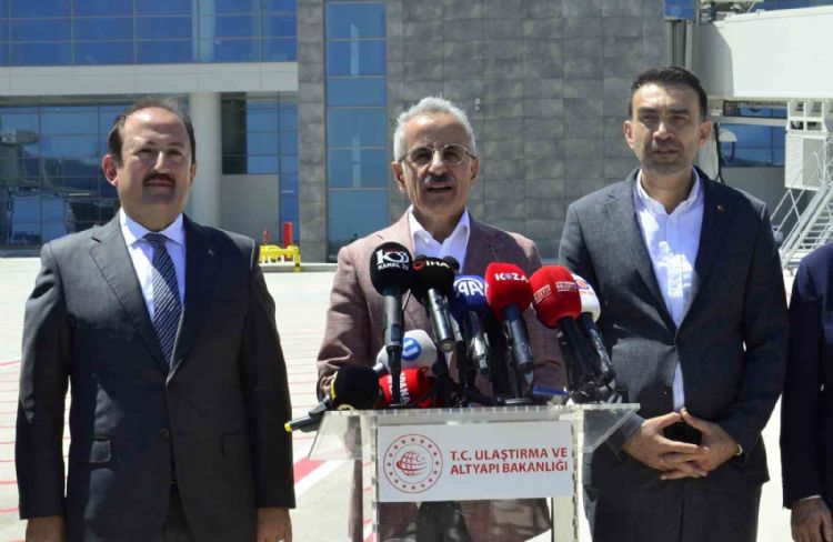 Bakan Uraloğlu: Çukurova Uluslararası Havalimanımızın resmi açılışı 10 Ağustos’ta