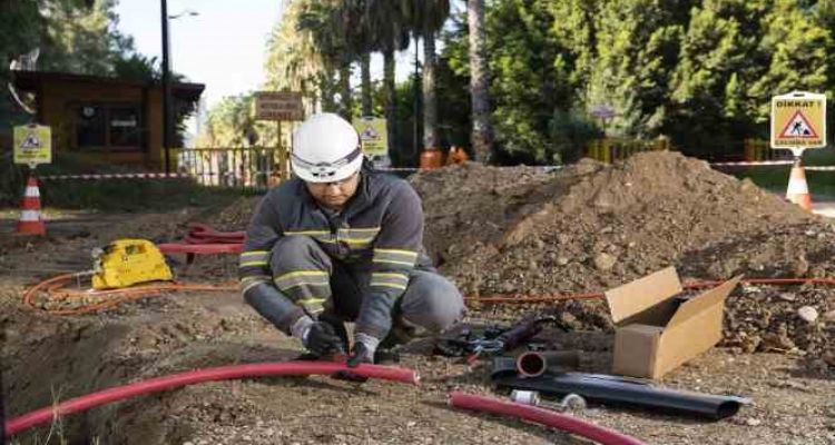 Toroslar EDAŞ Mersin'de bakım ve yatırımlarını sürdürdü