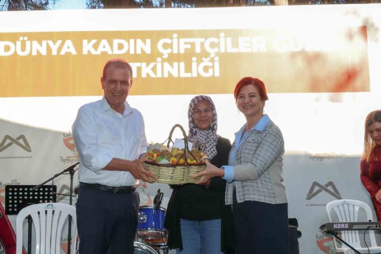 Seçer: Üretim, bir toplumun her şeyi, geleceği, bağımsızlığıdır