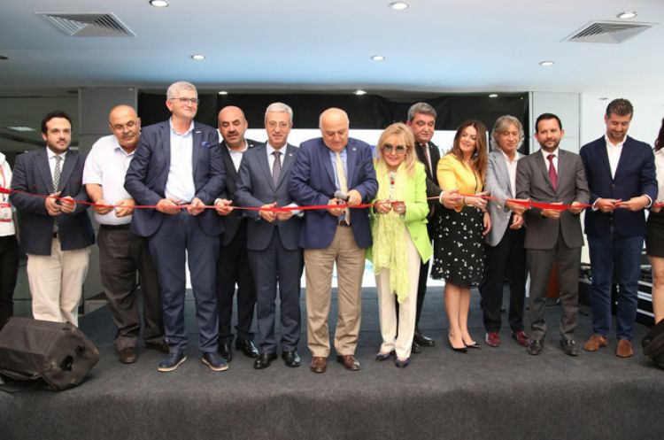 Mersin, ana konteyner limanına kilitlendi 