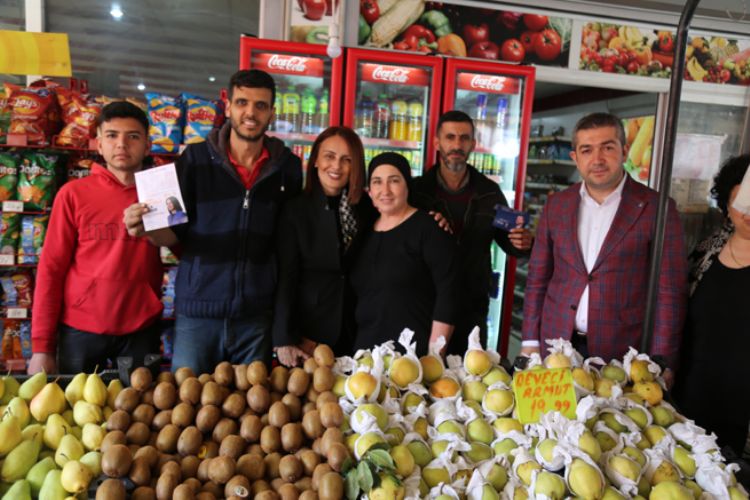 AK Partili Vekil Adayı Söylemez Toroslar'da vatandaşlarla buluştu