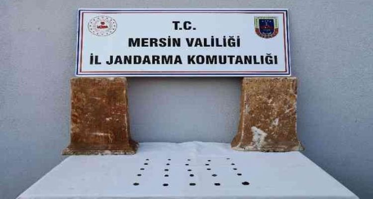 Mersin'de 25 adet bronz sikke ele geçirildi