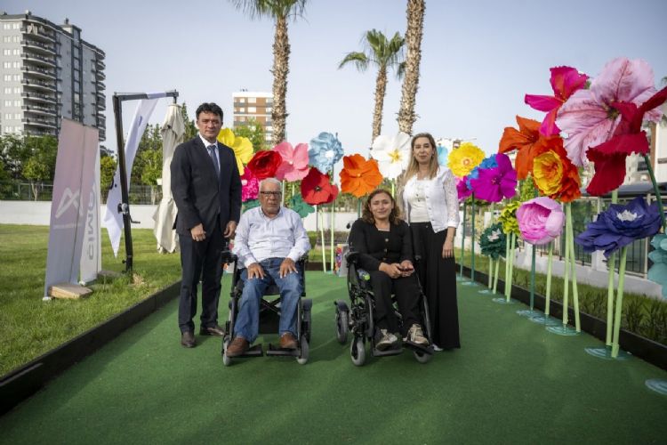 Mersin’de Engelliler Haftasında 60 vatandaşa akülü sandalye desteği
