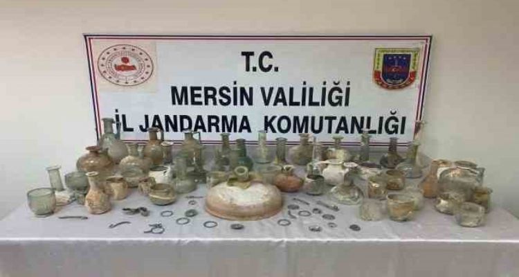 Mersin'de Roma dönemine ait 120 tarihi eser ele geçirildi