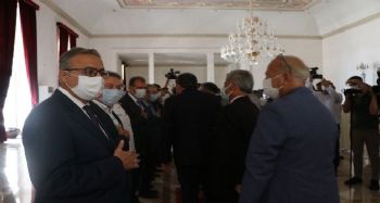 Vali Su: "Bayramın güzelliklerini, sevincini hep birlikte paylaşalım, yaşayalım"