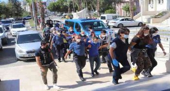 Uyuşturucu satıcılarına şafak operasyonu: 8 tutuklama