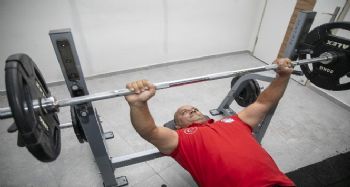 Engelli sporcu Kenan Özkan, gözünü şampiyonluğa dikti