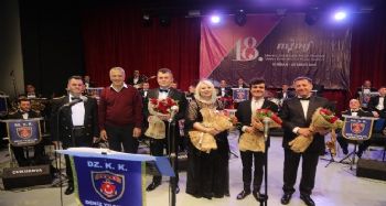 Mezitli'de kültürel ve sanatsal etkinlikler hız kesmeden sürüyor