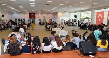 Mersin'de gençlere üniversite tercihinde belediye desteği
