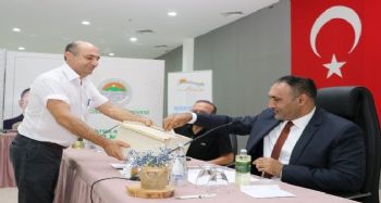 Başkan Yılmaz, yeniden METAB başkanlığına seçildi