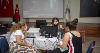 Büyükşehir Belediyesi, üniversite adaylarına tercihte danışmanlık desteği veriyor