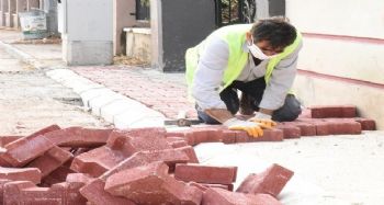 Toroslar Belediyesi parke taşlarını kendisi üretiyor