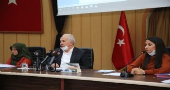 Lösemili çocuklar için meclis toplantısını maske takarak yaptılar