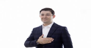 SERDAR SOYDAN REGAİP KANDİLİ’Nİ KUTLADI