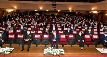 İstiklal Marşının kabulünün 100. yılı Mersin'de törenle kutlandı