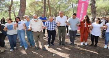Mezitli Belediyesi çalışanları ve aileleri piknikte buluştu