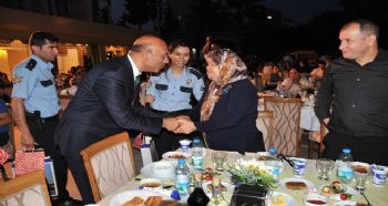 Polisevinde Şehit ve Gazi Aileleri Onuruna İftar Yemeği Düzenlendi