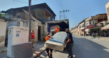Yangında zarar gören ailelere yardım