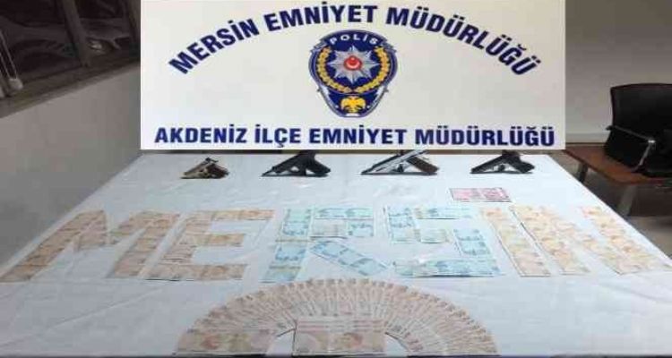 Mersin'de yol yapım çalışmaları sürüyor