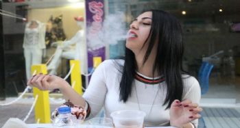BU DONDURMAYI YİYENİN AĞZINDAN DUMAN ÇIKIYOR
