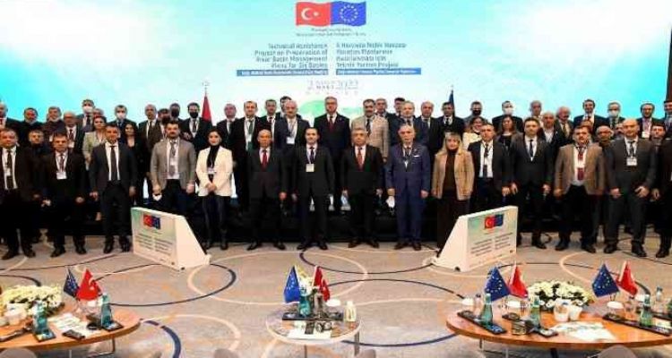 Vali Su: "Mevcut su kaynaklarımızı korumak ve geliştirmek zorundayız"