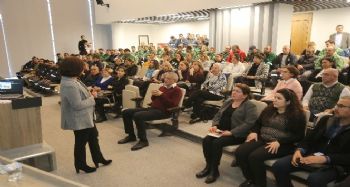 Mezitli Belediyesi çalışanlarına 'Finansal Okuryazarlık Semineri'