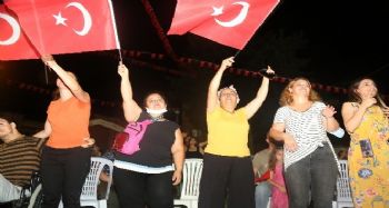 Akdeniz'de Yaz Akşamları etkinlikleri, zafer coşkusuyla renklendi
