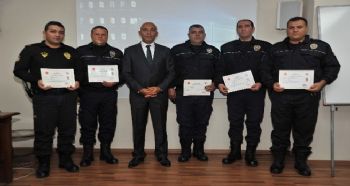 BAŞARILI EMNİYET PERSONELLERİNE ÖDÜL