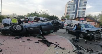 Feci kaza güvenlik kamerasına yansıdı