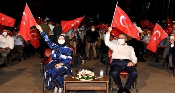‘15 Temmuz Demokrasi Nöbeti' Vali Su’nun katılımıyla gerçekleştirildi