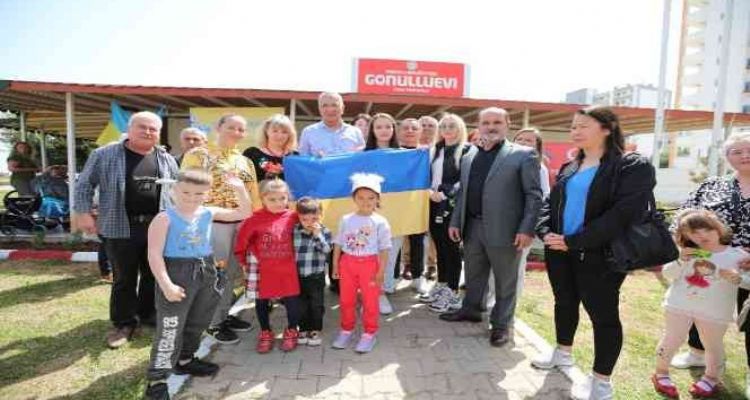 Başkan Tarhan, Ukraynalılar ile buluştu