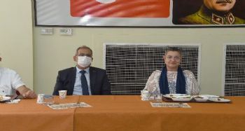 Başkan Bozdoğan: “Sağlık çalışanlarına minnettarız”