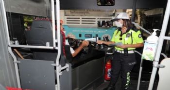 Trafik polislerinden korana virüs denetimi