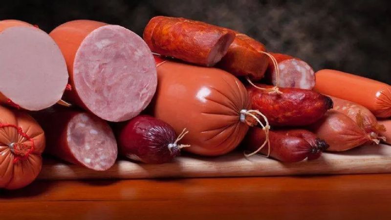 Mersin’de 3 firmanın sucuk ve kıymasında tek tırnaklı eti tespit edildi