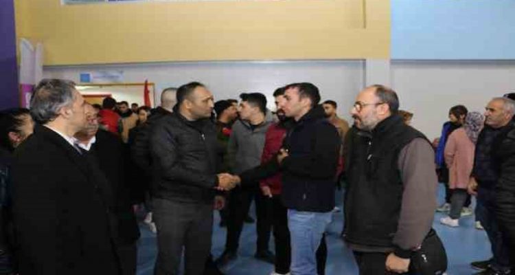 Başkan Yılmaz, acil toplanma alanlarında vatandaşlarla buluştu