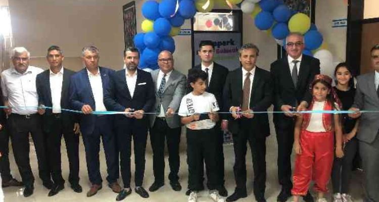 Huzurkent'te 100bin Gülücük Kütüphanesi açıldı