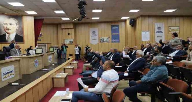 Gültak: Peşkeş çekilen arazileri belediyeye tekrar kazandırdık