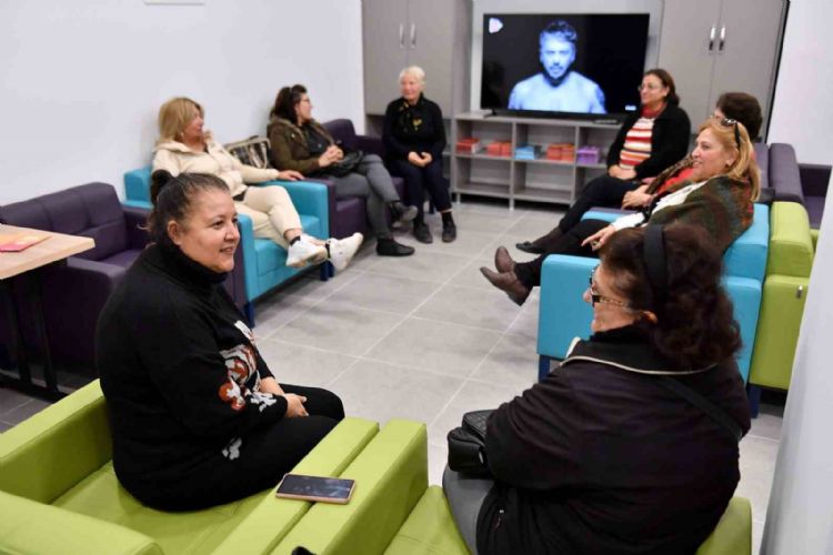 ‘Hanım Evi’, kadınların sosyalleştiği merkez haline geldi