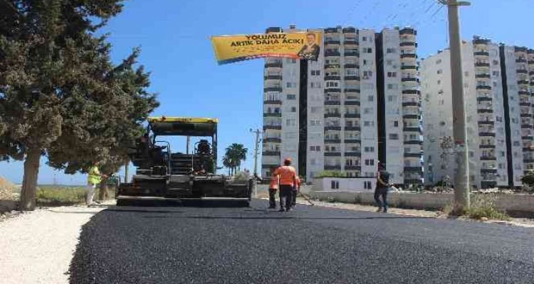 Büyükşehir Belediyesi, Çeşmeli sahil kesimindeki yolları yeniliyor