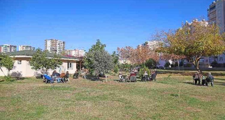 Başkan Tarhan: Emeklilerin istediği yaşamı sunmak için çalışıyoruz