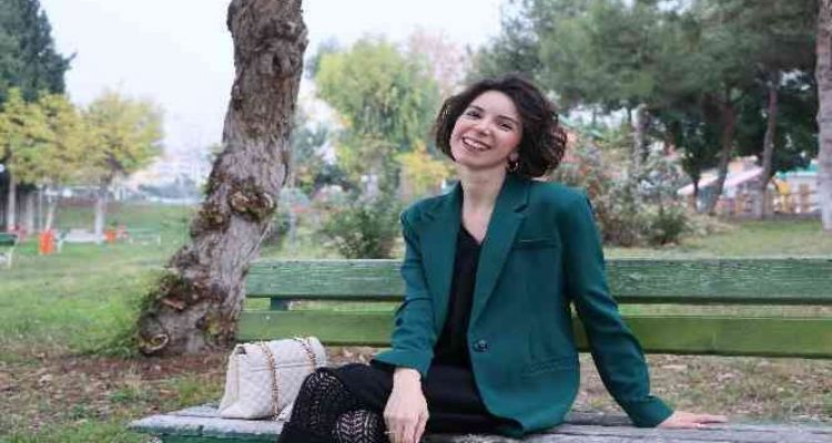 Yaşam mücadelesini kazandı, kendi gibi çocuklara umut oldu