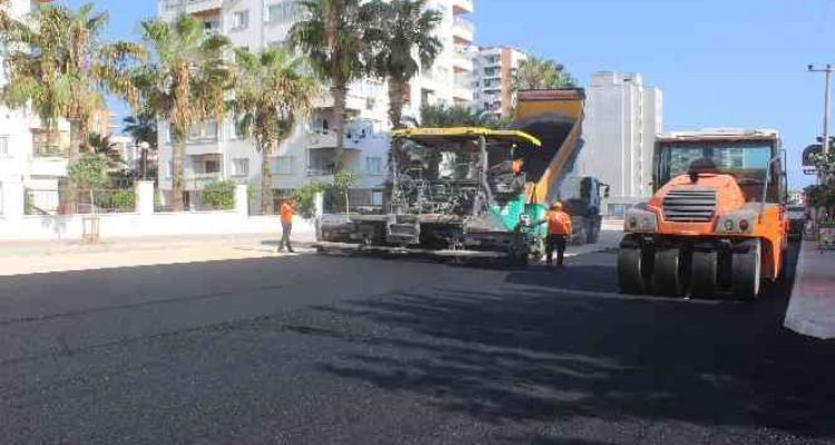 Mersin'de yol çalışmaları sürüyor