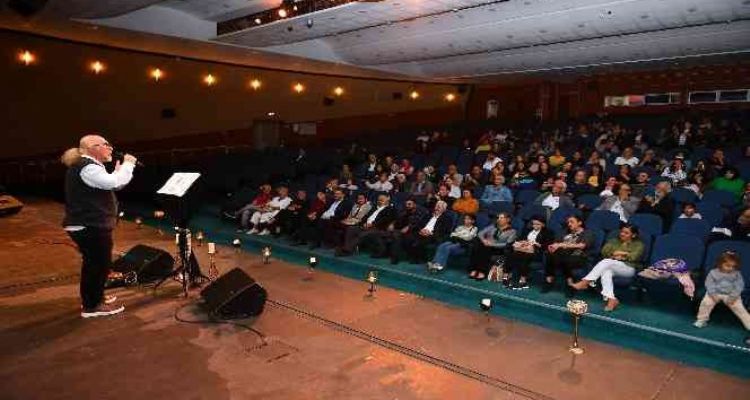 Ümit Yaşar Oğuzcan şiirleriyle anıldı