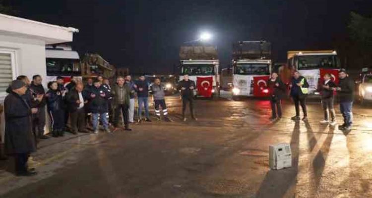 Toroslar Belediyesinden deprem bölgesine ekip ve iş makinesi desteği