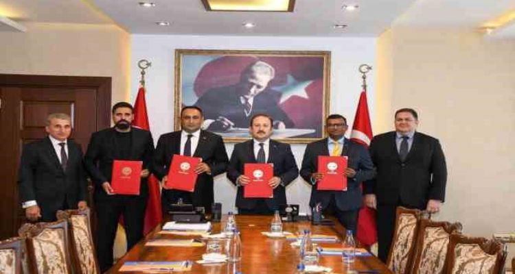Yeni Mersin İdmanyurdu'nun tesisi için 'yenileme protokolü' imzalandı