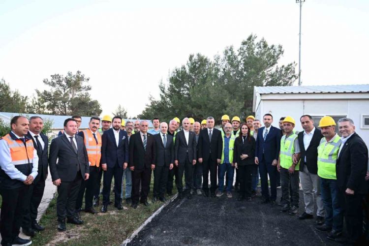 Bakan Uraloğlu: 35 dakika kısalan seyahat süresiyle toplam 1 milyar 58 milyon lira tasarruf sağlayacağız